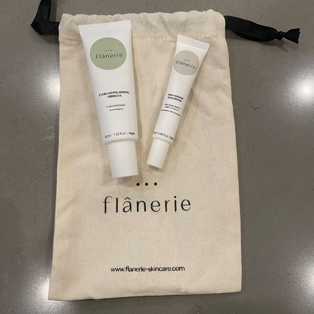 New Flanerie Mask and Hyaluronic Serum Set with Bag